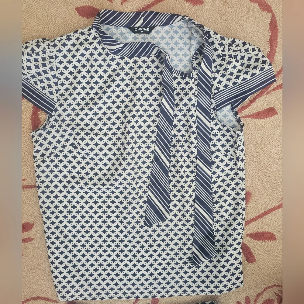 Chicindy Geometry Print Ribbon Top & Pocket Design Shorts Set. Medium - Picture 5 of 9